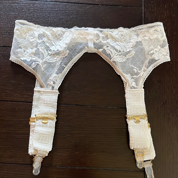 Victoria's Secret Intimates & Sleepwear New Nwot Victorias Secret Garter Belt Poshmark